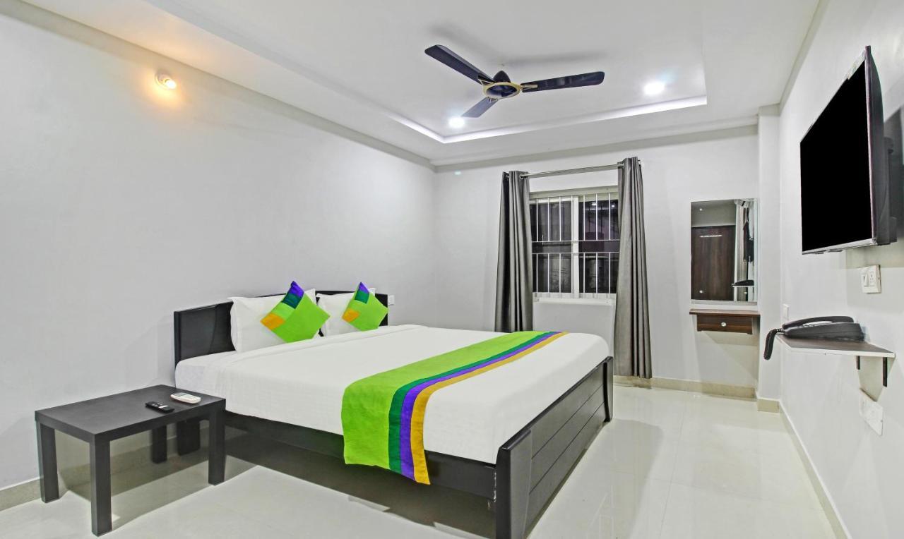 Itsy Hotels Sunrise Grand, Hitech City Hyderabad Exterior photo
