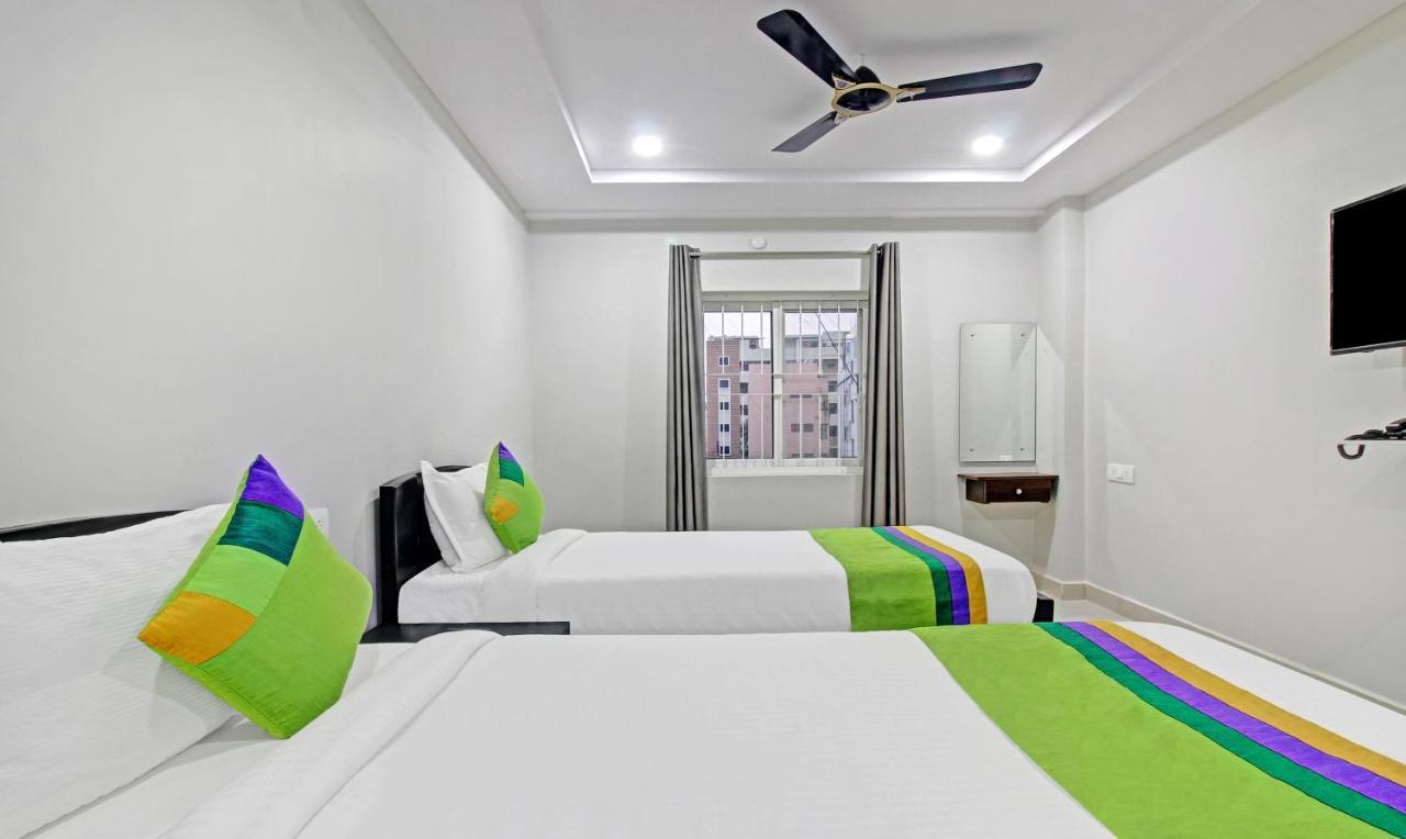 Itsy Hotels Sunrise Grand, Hitech City Hyderabad Exterior photo