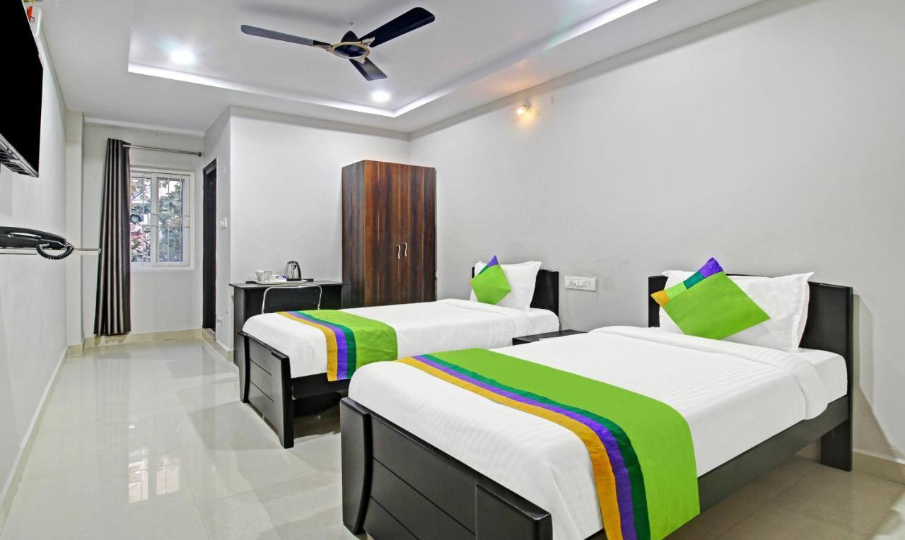 Itsy Hotels Sunrise Grand, Hitech City Hyderabad Exterior photo