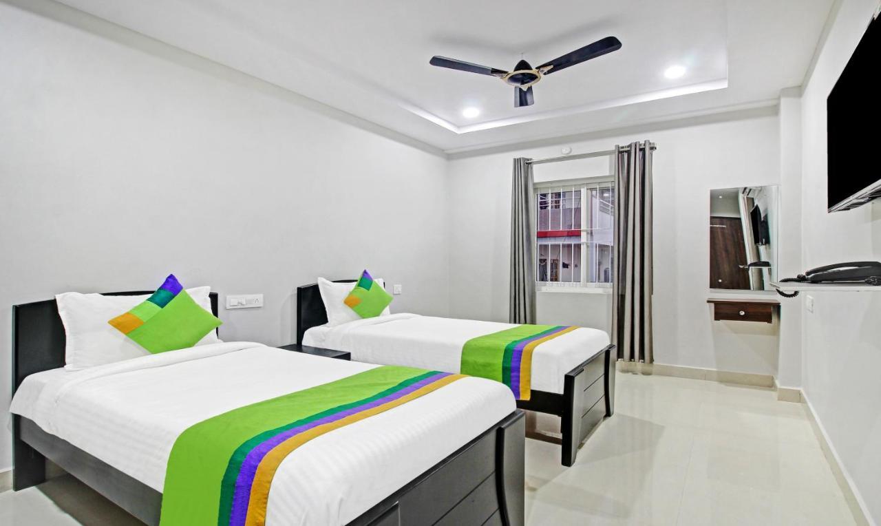 Itsy Hotels Sunrise Grand, Hitech City Hyderabad Exterior photo