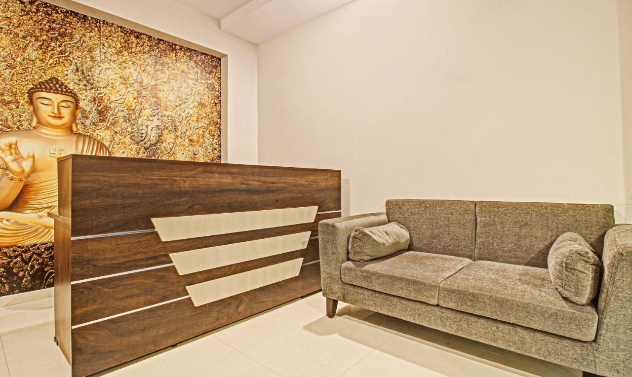 Itsy Hotels Sunrise Grand, Hitech City Hyderabad Exterior photo