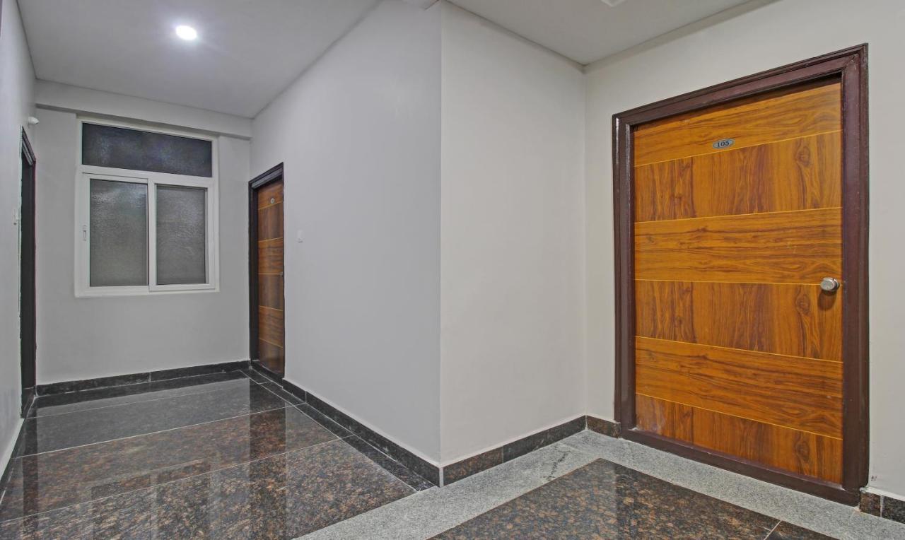 Itsy Hotels Sunrise Grand, Hitech City Hyderabad Exterior photo